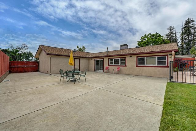 6965 Auburn Blvd, Citrus Heights, CA 95621