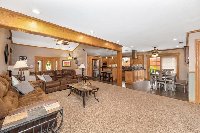 6965 Auburn Blvd, Citrus Heights, CA 95621