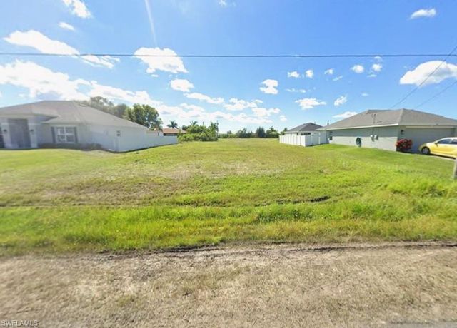 2626 NW 10th TER, Cape Coral, FL 33993