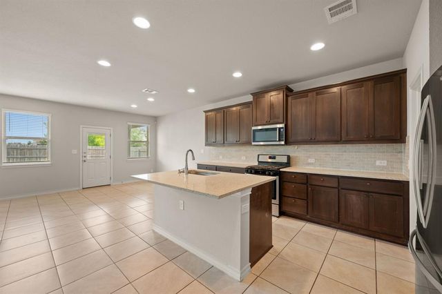 6605 Verona PL, Round Rock, TX 78665