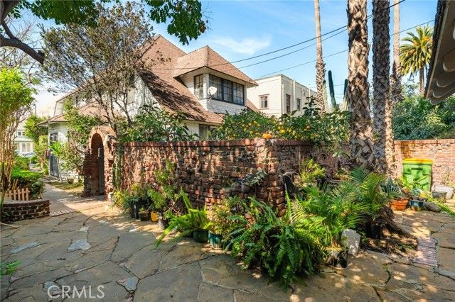 532 Chestnut, Long Beach, CA 90802