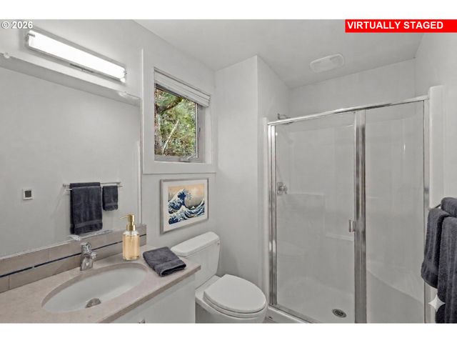 734 Se 69TH Ave, Portland, OR 97215