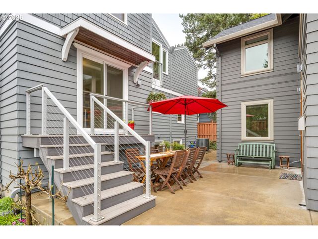 734 Se 69TH Ave, Portland, OR 97215