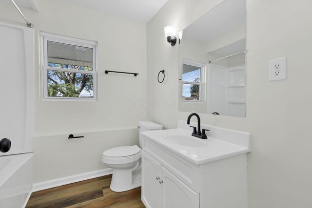 720 W Hubert Avenue, Lancaster, OH 43130