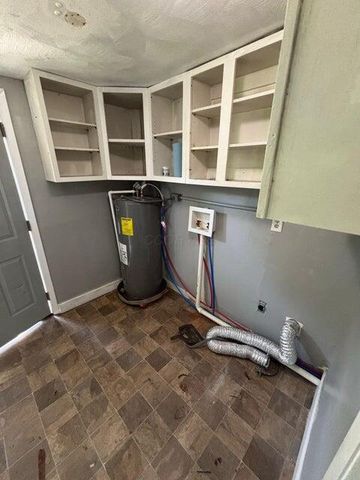 720 W Hubert Avenue, Lancaster, OH 43130