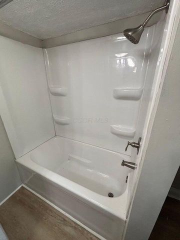 720 W Hubert Avenue, Lancaster, OH 43130