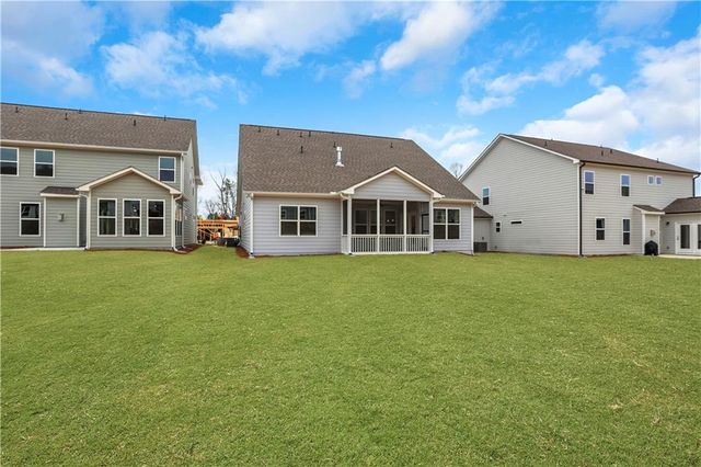 1829 Coffee Lane, Hoschton, GA 30548