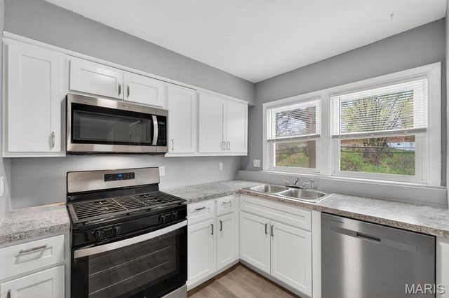 8576 Kathlyn Drive, St Louis, MO 63134