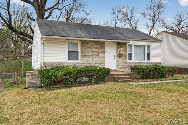 8576 Kathlyn Drive, St Louis, MO 63134