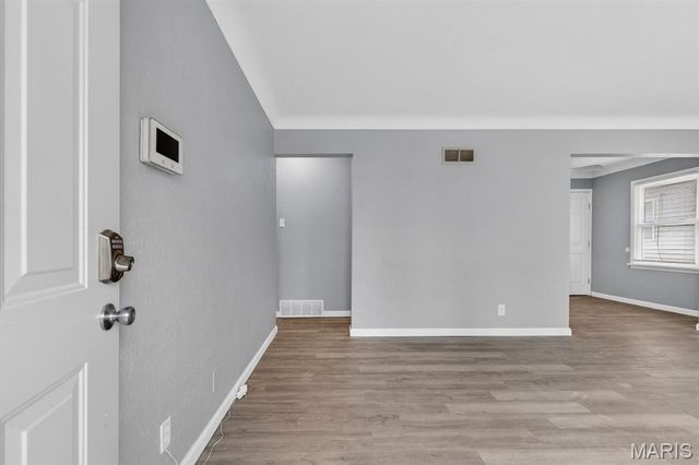 8576 Kathlyn Drive, St Louis, MO 63134