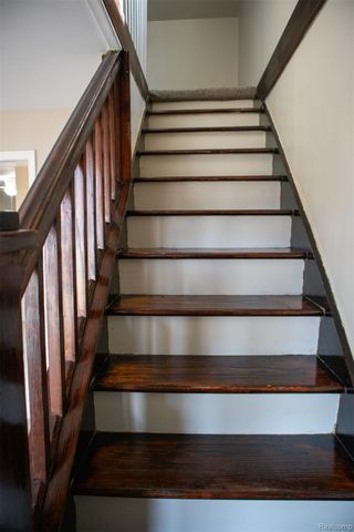 604 Trombley Drive, Troy, MI 48083