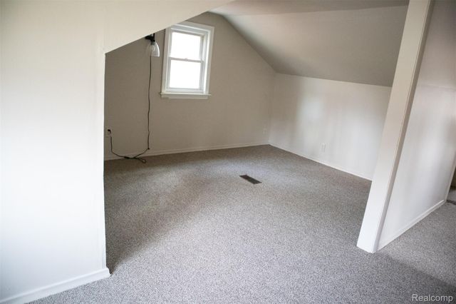 604 Trombley Drive, Troy, MI 48083