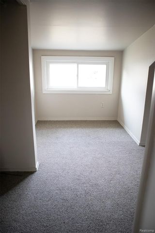 604 Trombley Drive, Troy, MI 48083