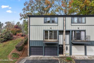 2020 Cherokee Bluff Drive, Knoxville, TN 37920