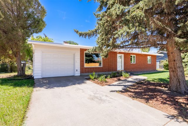 1923 E Broadway Street, Helena, MT 59601