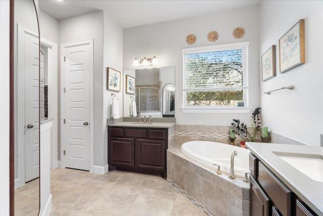 3210 Vaquero LN, Cedar Park, TX 78641