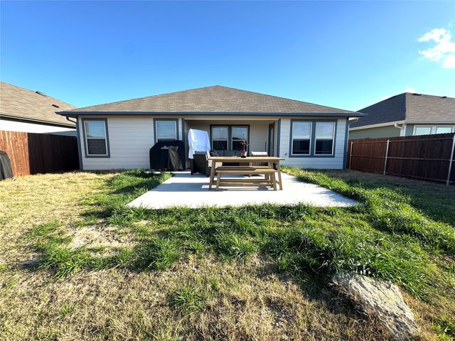 324 Boxwood Drive, Royse City, TX 75189