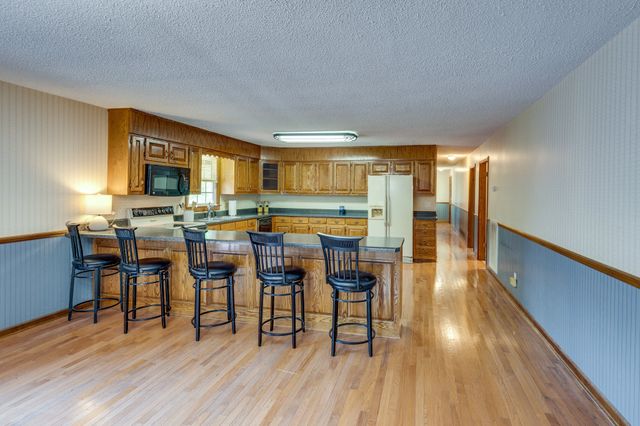 1087 Charley Davis Rd, Prospect, TN 38477