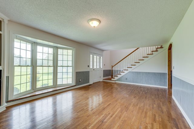 1087 Charley Davis Rd, Prospect, TN 38477