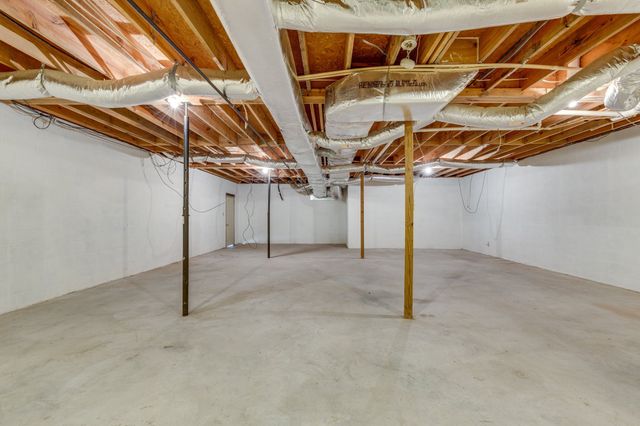 1087 Charley Davis Rd, Prospect, TN 38477