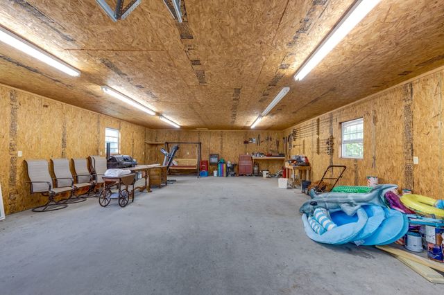 1087 Charley Davis Rd, Prospect, TN 38477