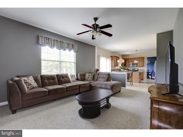 1129 WOODRUFF RD, Coatesville, PA 19320