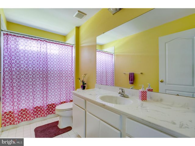 1129 WOODRUFF RD, Coatesville, PA 19320