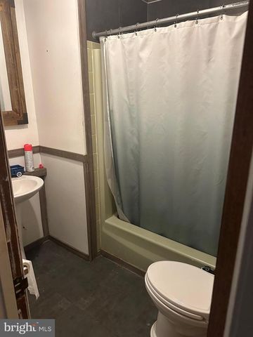 28494 EDDINGS RD, Rhoadesville, VA 22542