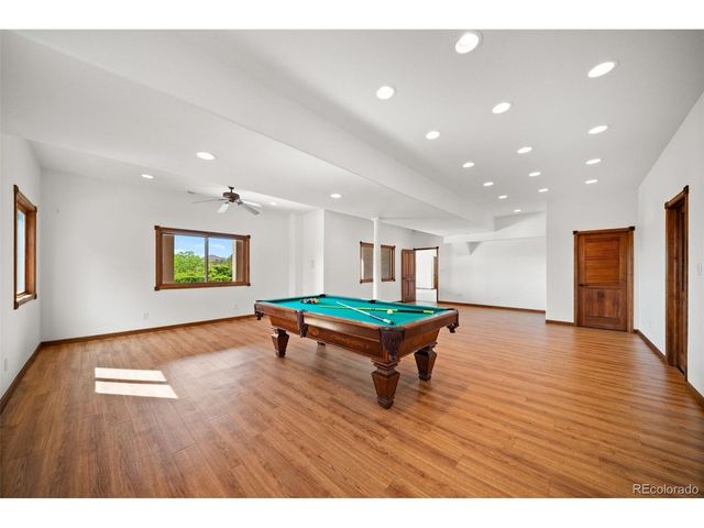 995 S Linden Pl, Pueblo West, CO 81007
