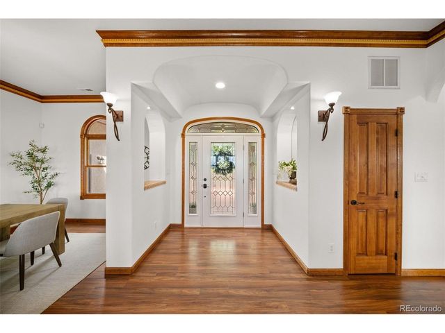 995 S Linden Pl, Pueblo West, CO 81007