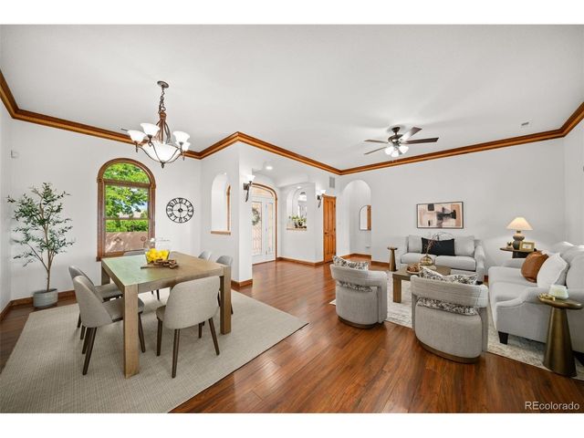 995 S Linden Pl, Pueblo West, CO 81007