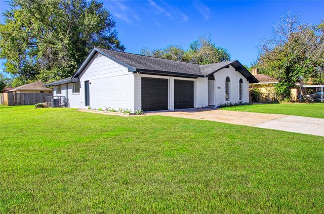 9703 Guest Street, Houston, TX 77078