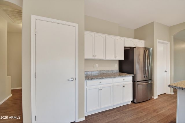 3680 S JOSHUA TREE Lane, Gilbert, AZ 85297