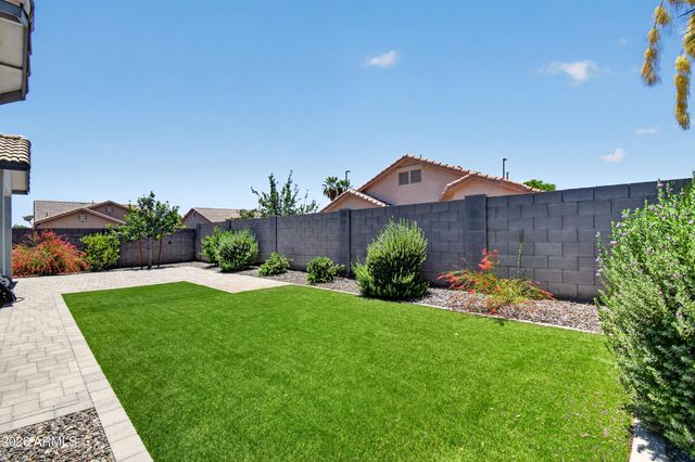 3680 S JOSHUA TREE Lane, Gilbert, AZ 85297
