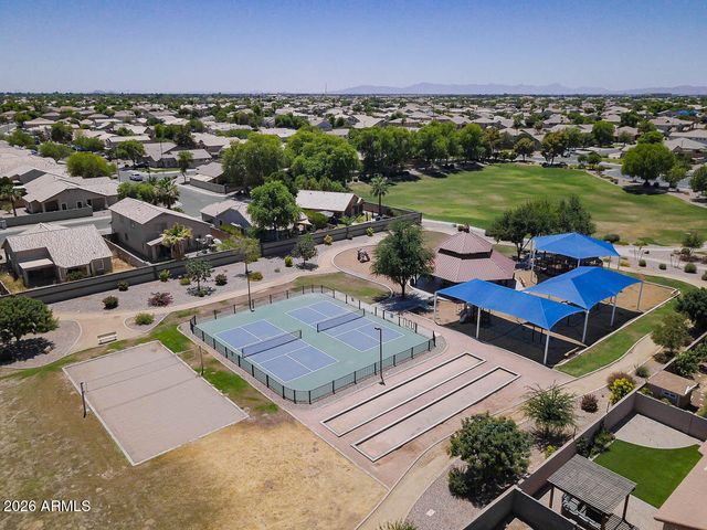 3680 S JOSHUA TREE Lane, Gilbert, AZ 85297