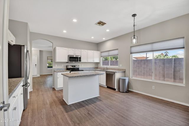 3680 S JOSHUA TREE Lane, Gilbert, AZ 85297