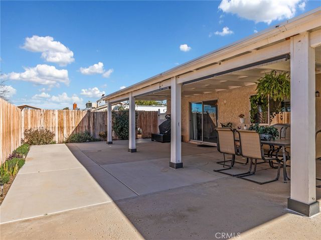 9472 Guava Avenue, Hesperia, CA 92345