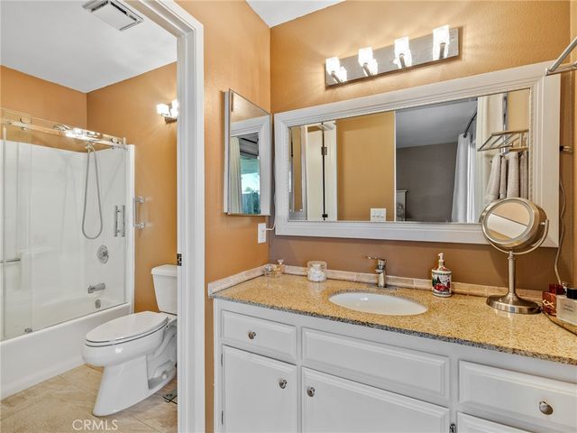 9472 Guava Avenue, Hesperia, CA 92345