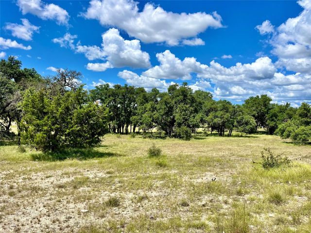 97 Summit Ridge TRL, Johnson City, TX 78636