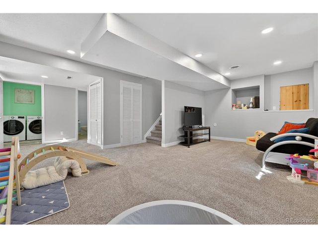 9619 Newcastle Dr, Highlands Ranch, CO 80130
