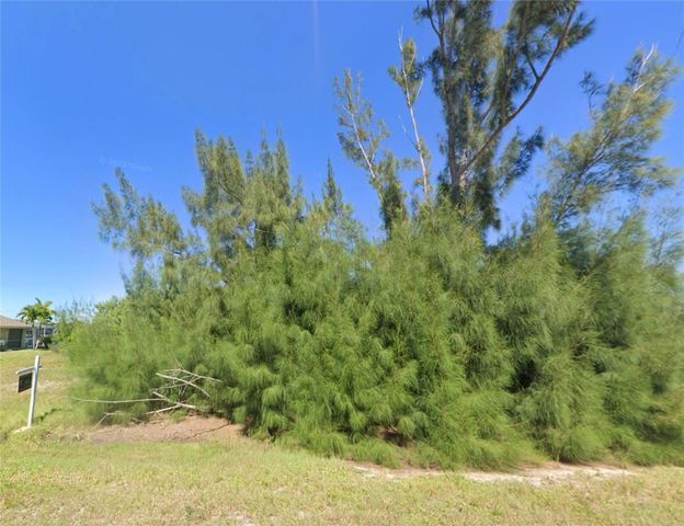 4323 NW 28TH ST, Cape Coral, FL 33993
