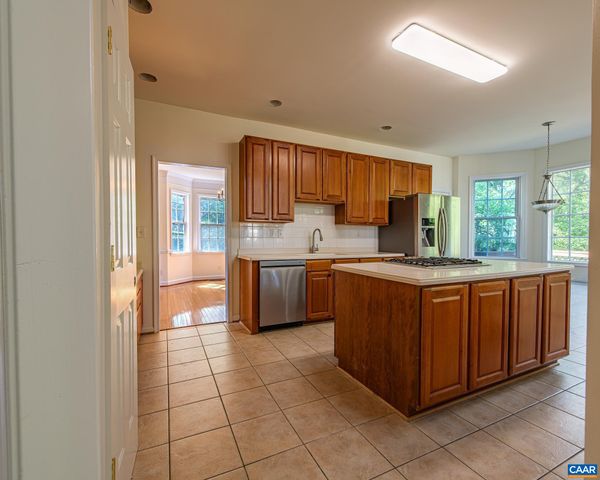 2008 SHEPHERDS RIDGE RD, Charlottesville, VA 22901