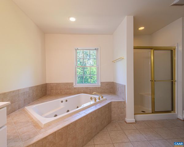 2008 SHEPHERDS RIDGE RD, Charlottesville, VA 22901