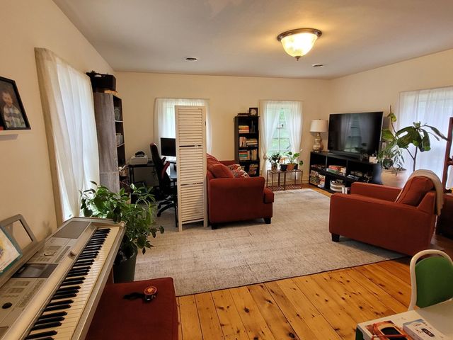 63 Main Street, Essex Junction, VT 05452