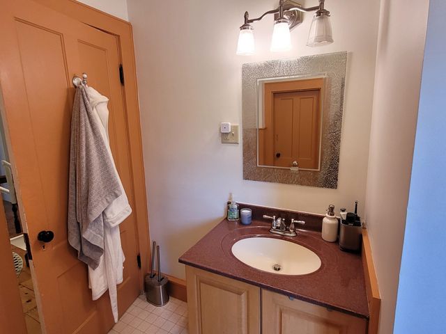 63 Main Street, Essex Junction, VT 05452