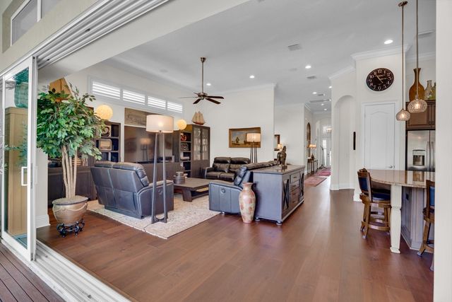 1017 River Wind Circle, Vero Beach, FL 32967