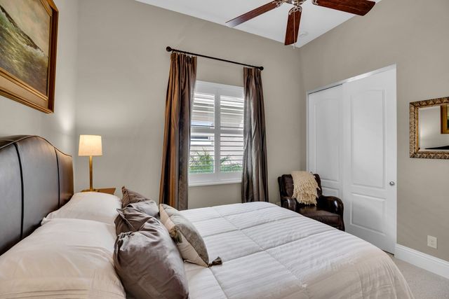 1017 River Wind Circle, Vero Beach, FL 32967