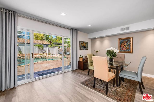 15237 Otsego Street, Los Angeles, CA 91403