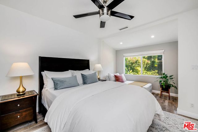 15237 Otsego Street, Los Angeles, CA 91403