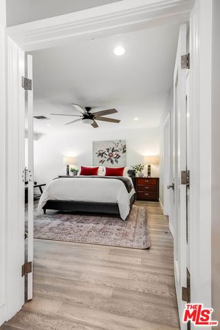 15237 Otsego Street, Los Angeles, CA 91403